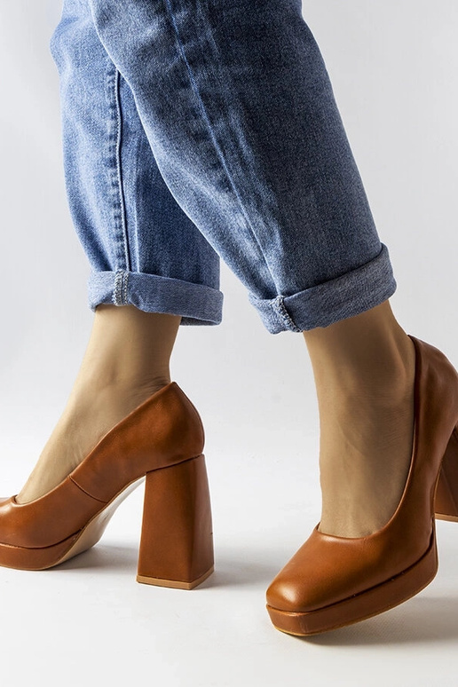 Hnedé lodičky na vysokom opätku Mailly