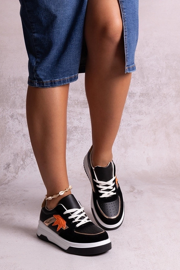 Čierne športové topánky z...