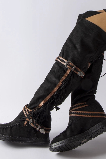 Čierne čižmy na kline Novella