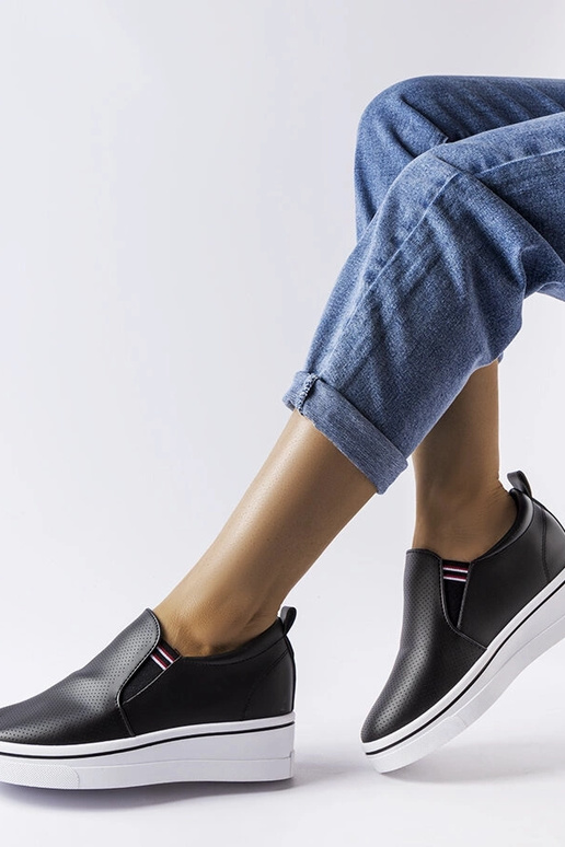 Čierne klinové tenisky Dionisia