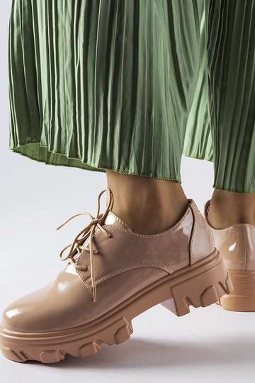 Béžové lakované topánky Kelly