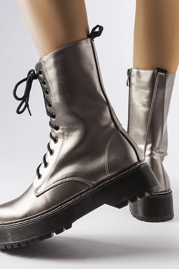 Hnedé kovové tašky Calcirelli 2