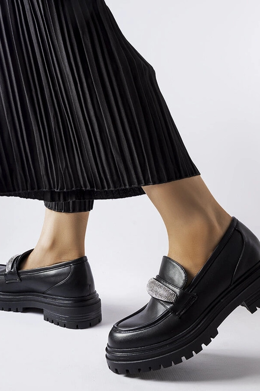 Čierne kamienkové mokasíny Hartford