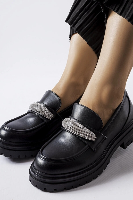 Čierne kamienkové mokasíny Hartford