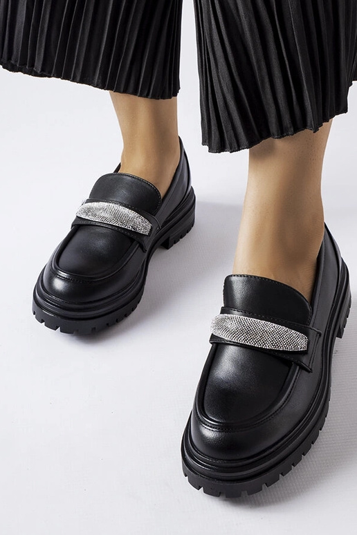 Čierne kamienkové mokasíny Hartford