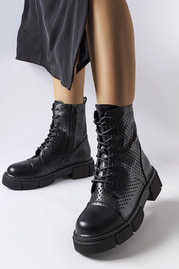 Čierne prelamované členkové...