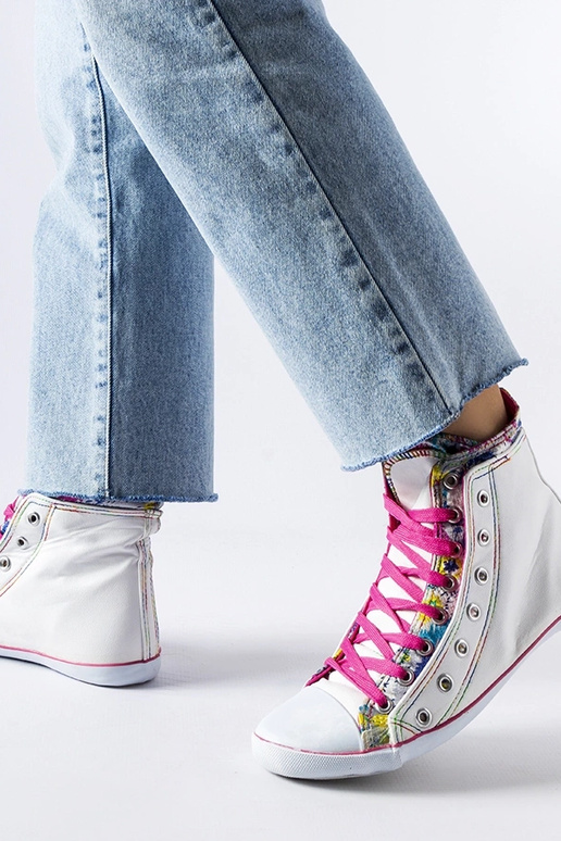 Biele kvetinové členkové čižmy značky...