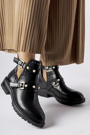 Čierne členkové čižmy s...