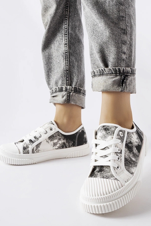 Black Clavet vyblednuté tenisky