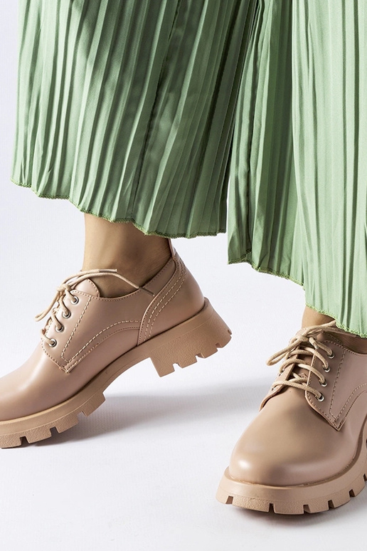 Béžové topánky Charleston s matným...