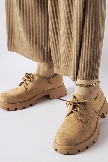 Hnedé poltopánky na...