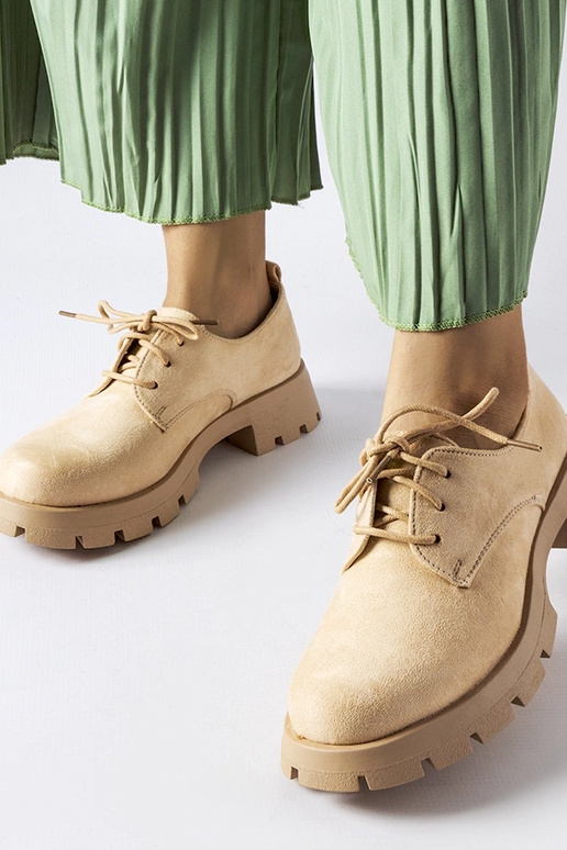 Béžové poltopánky s masívnou...