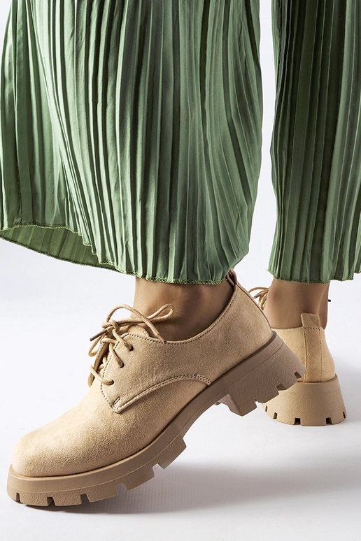 Béžové poltopánky s masívnou...