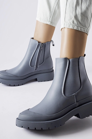 Detské sivé gumáky 2