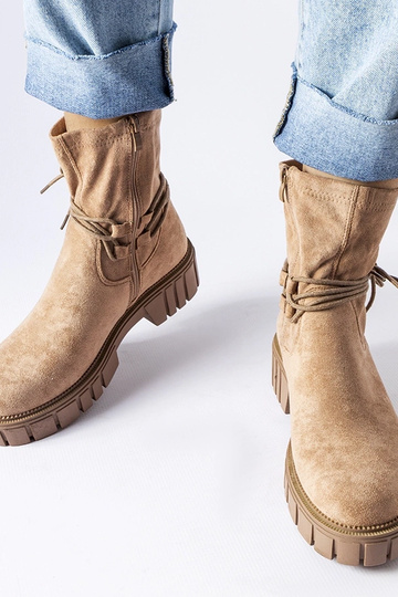 Béžové šnurovacie členkové... 2