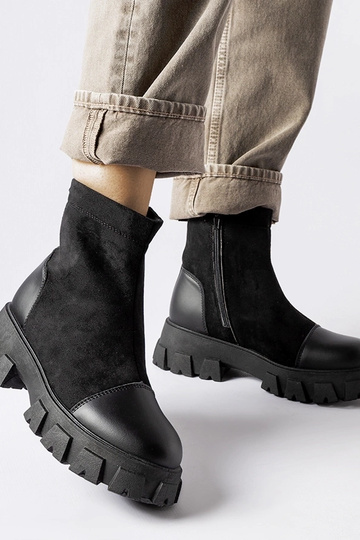 Čierne pracovné topánky z...