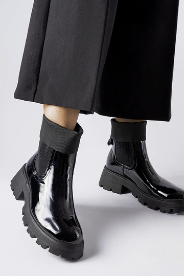 Čierne pracovné čižmy na...