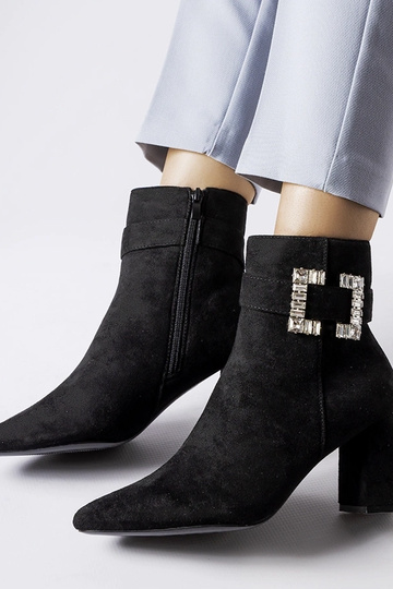 Čierne čižmy na podpätku so... 2