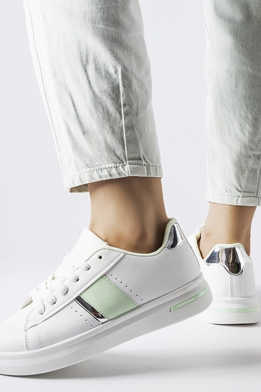 Biele športové topánky s mintovými...