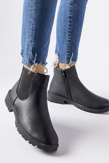 Čierne klasické voľnočasové...