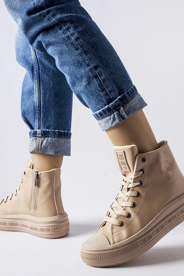 Smotanové teplé športové...