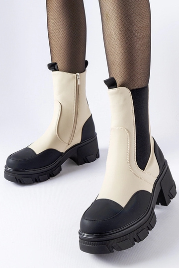 Béžovo-čierne nazúvacie...