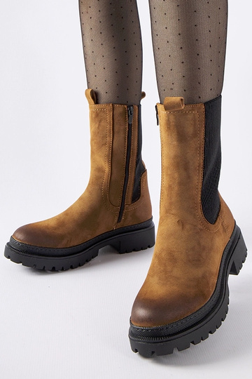 Hnedé zateplené vysoké...