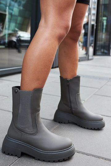 Zelené zateplené členkové...