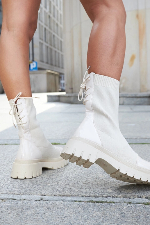 Albertina béžové ponožkové členkové...