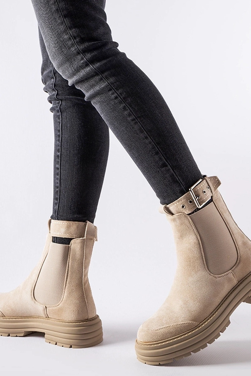 Béžové členkové čižmy s ozdobným...