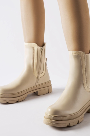 Pieskové trekingové topánky...