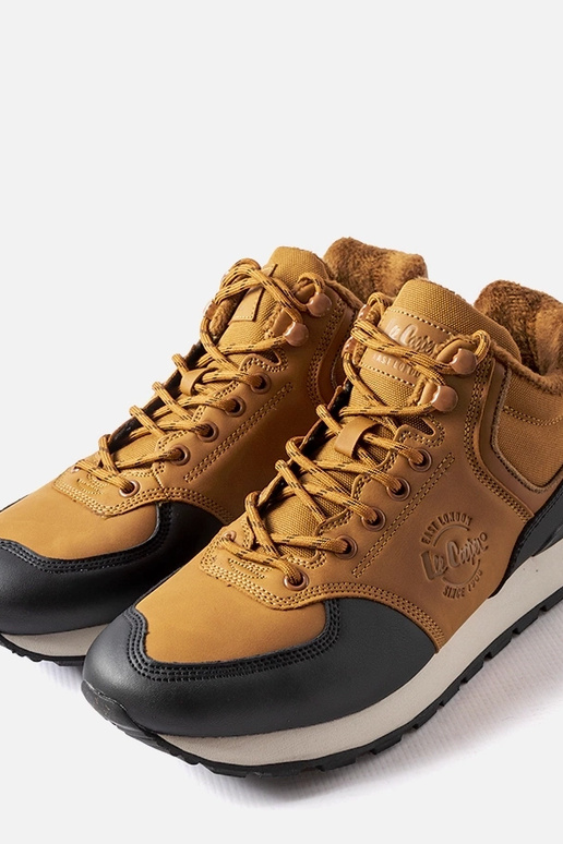 Hnedé zateplené čižmy Lee Cooper...