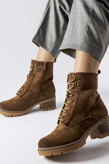 Hnedé šnurovacie členkové...