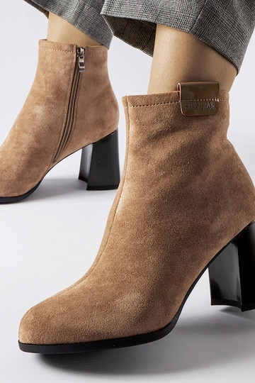 Pieskové elegantné čižmy na...