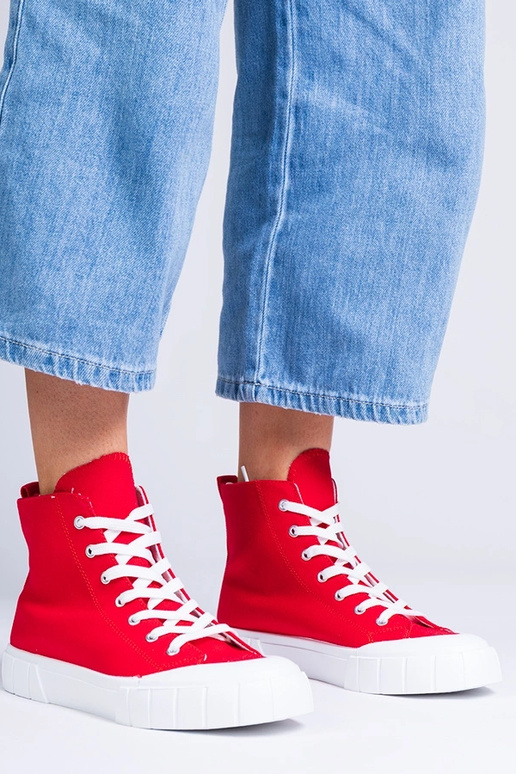 Červené topánky nad členkom, „Citta"