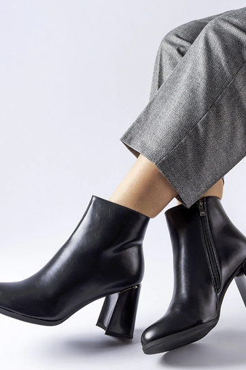 Čierne zateplené členkové... 2