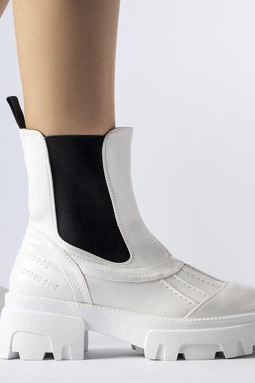 Biele masívne zimné pracovné topánky,...