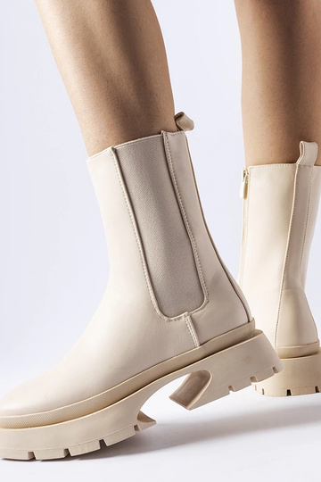 Béžové zateplené čižmy... 2