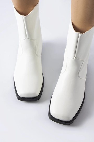 Biele zateplené členkové... 2