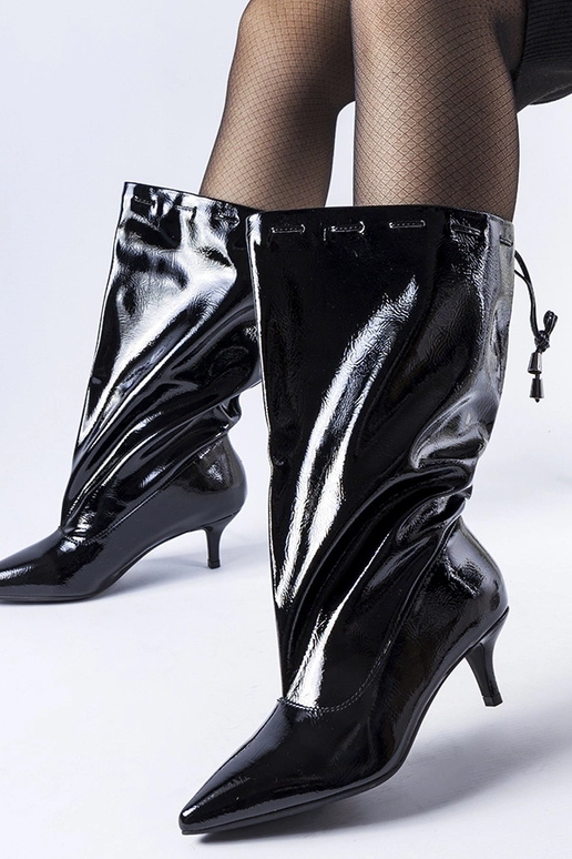 Čierne čižmy Clinton na nízkom opätku