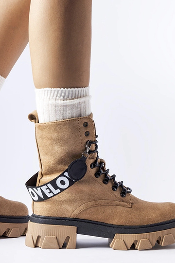 Pieskové čižmy s...