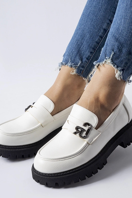 Čiernobiele mokasíny Francesca s prackou