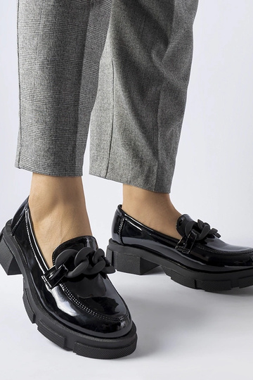 čierne lakované mokasíny s...