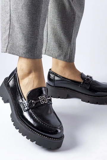 Čierne lakované mokasíny s...