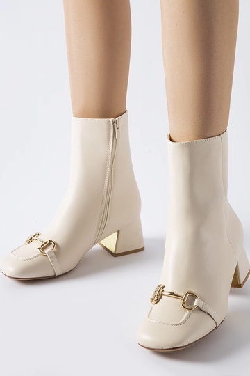 Béžové členkové čižmy na...