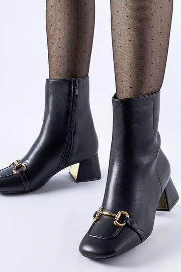 Čierne členkové čižmy s...