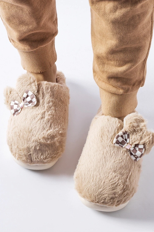 Béžové zateplené dámske papuče s...