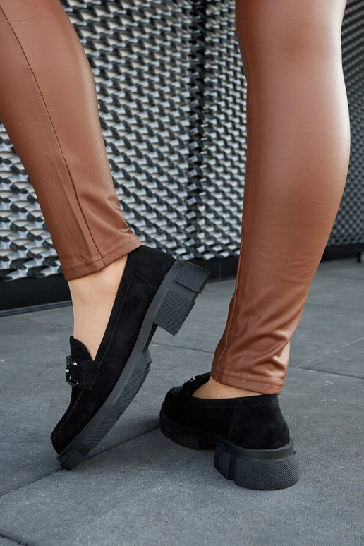 Čierne masívne mokasíny s prackou...