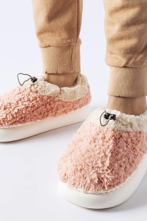 Ružové teplé papuče s uzavretým...