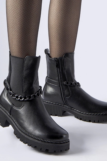 Čierne zateplené čižmy s...
